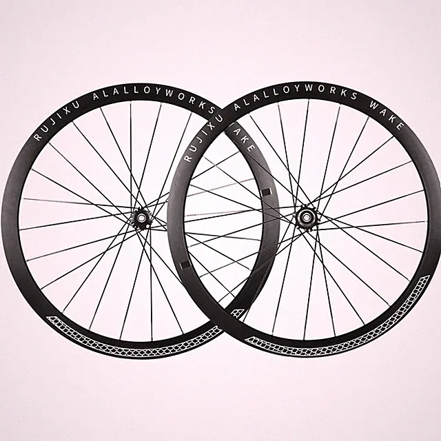 700C Road Bicycle Carbon Fiber Wheels 6 Claw 3 Teeth Hub Disc Brake Wheel Set