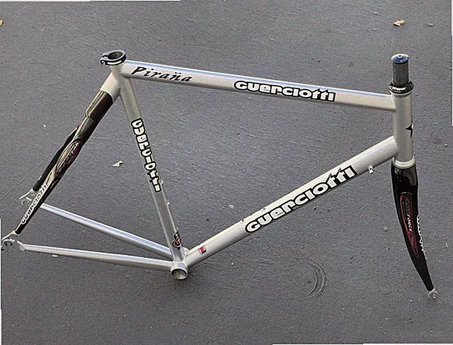 Guerciotti Pirana Road Bike Steel Frame / Carbon Seat Stays & Carbon Fork